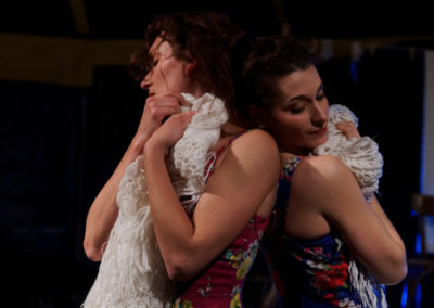 Photo du spectacle les p'tits papiers : Mathilde Mercier et Maïwenn Doherty